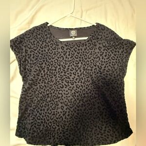 Bobeau Black Leopard Short Sleeve Tee